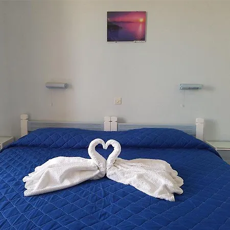 Makis & Apartment Corfu (city)