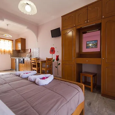 Apartment Makis & *